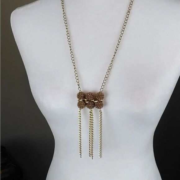 Necklace-unusual chain and ball design - Picture 1 of 5